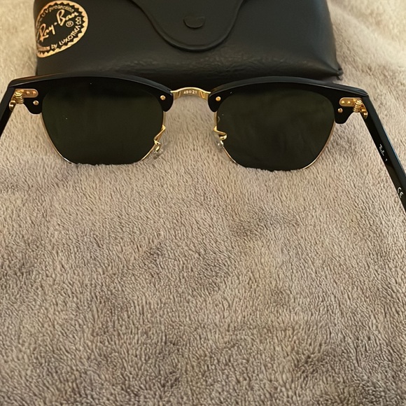 Ray Bans - Picture 3 of 5